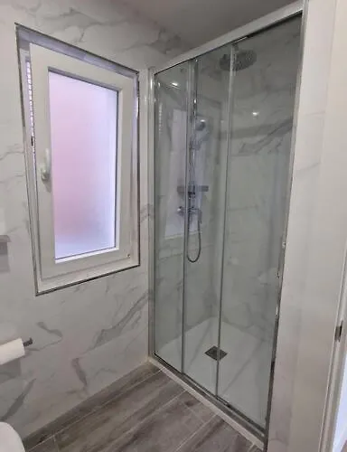 Aires De Tineo * Oviedo